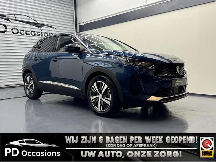 Occasion 2022 Peugeot e-3008 Allure SUV | € 23.950 (Goede deal) - Afbeelding 1/4
