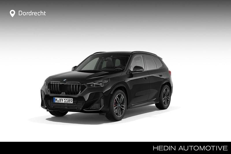 Zwart Nieuw 2025 BMW X1 M Sport SUV | € 68.776 (Duur) - Afbeelding 1/4