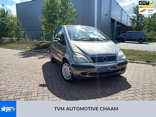 Grijs Gebruikt 2004 Mercedes A160 Classic MPV | € 1.940 (Eerlijke prijs) - Afbeelding 1/4