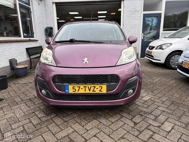 Occasion Peugeot 107 Active 68 PK (50 kW) 2012 Paars Hatchback