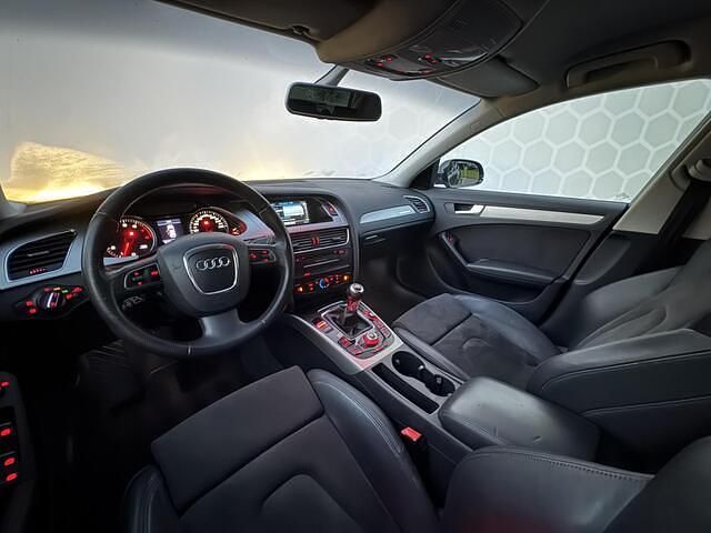 Grijs Gebruikt 2009 Audi A4 Proline Stationwagen | € 4.950 (Duur) - Afbeelding 1/4