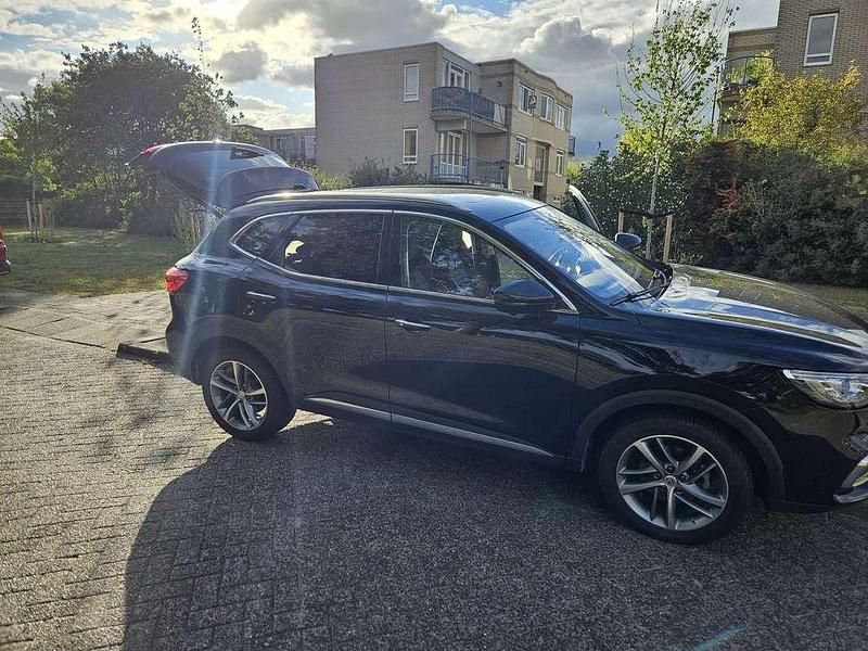 Zwart Gebruikt 2023 MG EHS Luxury SUV | € 23.750 (Eerlijke prijs) - Afbeelding 1/4