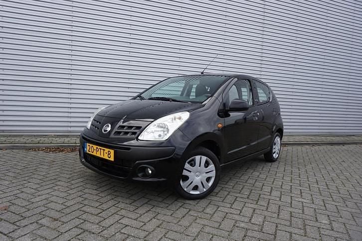 Zwart Gebruikt 2011 Nissan Pixo Acenta Hatchback | € 3.450 (Eerlijke prijs) - Afbeelding 1/4