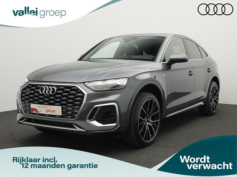 Grijs Gebruikt 2023 Audi Q5 Sportback Competition SUV | € 58.900 (Iets duurder) - Afbeelding 1/4