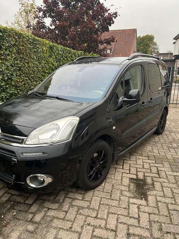 Gebruikt 2014 Citroën Berlingo Start MPV | € 6.450 (Eerlijke prijs) - Afbeelding 1/4