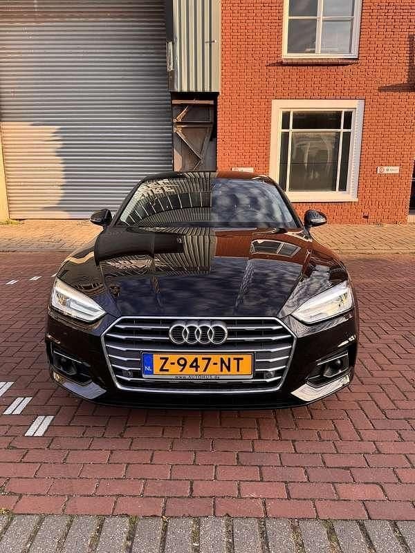 Zwart Gebruikt 2019 Audi A5 Sportback Sedan | € 25.450 (Eerlijke prijs) - Afbeelding 1/4