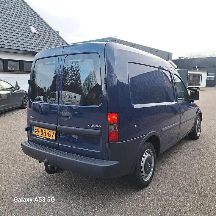 Occasion Opel Combo 84 PK (61 kW) 2003 MPV
