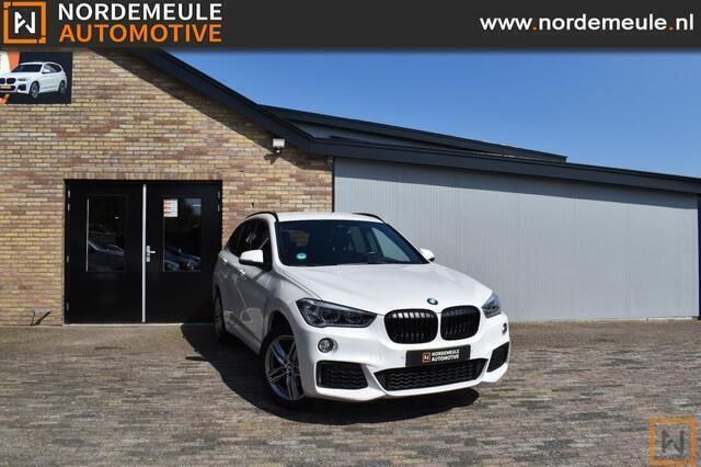 Wit, andere lak Gebruikt 2017 BMW X1 M Sport SUV | € 21.900 (Eerlijke prijs) - Afbeelding 1/4