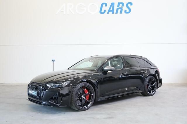 Zwart Gebruikt 2024 Audi RS6 Performance Stationwagen | € 106.950 - Afbeelding 1/4