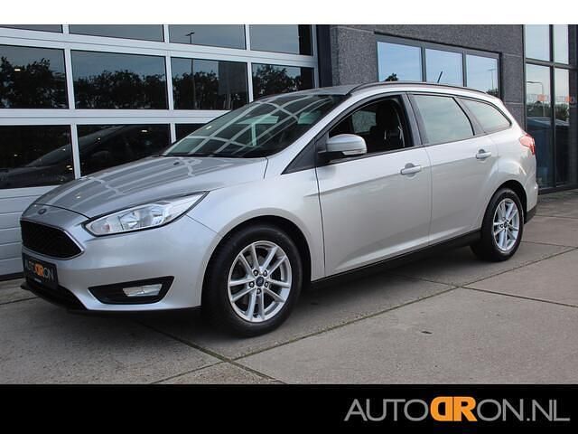 Grijs Gebruikt 2018 Ford Focus Stationwagen | € 6.495 (Duur) - Afbeelding 1/3