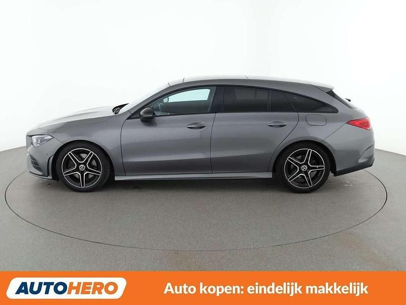 Occasion Mercedes CLA200 Shooting Brake AMG line 163 PK (119 kW) 2020 Grijs Stationwagen