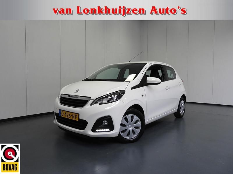 Wit Occasion 2020 Peugeot 108 Active Premium Hatchback | € 10.340 (Eerlijke prijs) - Afbeelding 1/4