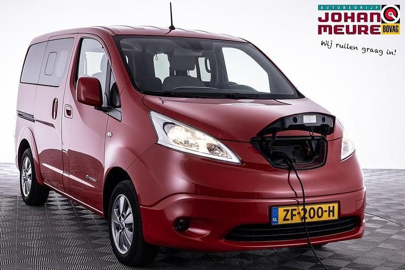Rood Gebruikt 2019 Nissan e-NV200 Van | € 19.999 - Afbeelding 1/4