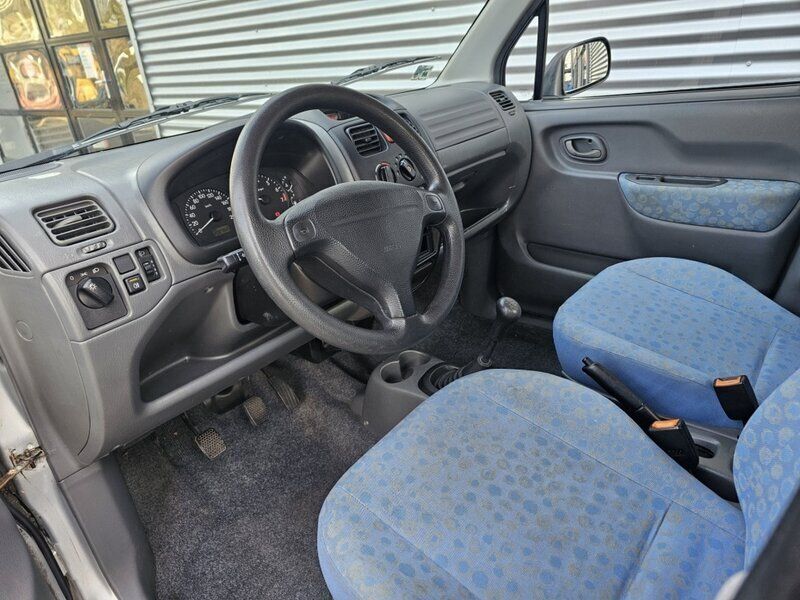 Occasion Suzuki Wagon R+ GL 76 PK (55 kW) 2001 Grijs, metallic lak MPV