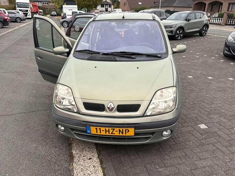 Occasion Renault Scénic Expression 107 PK (78 kW) 2002 Bruin MPV