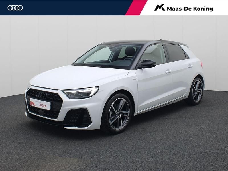 Wit Gebruikt 2024 Audi A1 Sportback S-Line Hatchback | € 29.880 (Duur) - Afbeelding 1/4