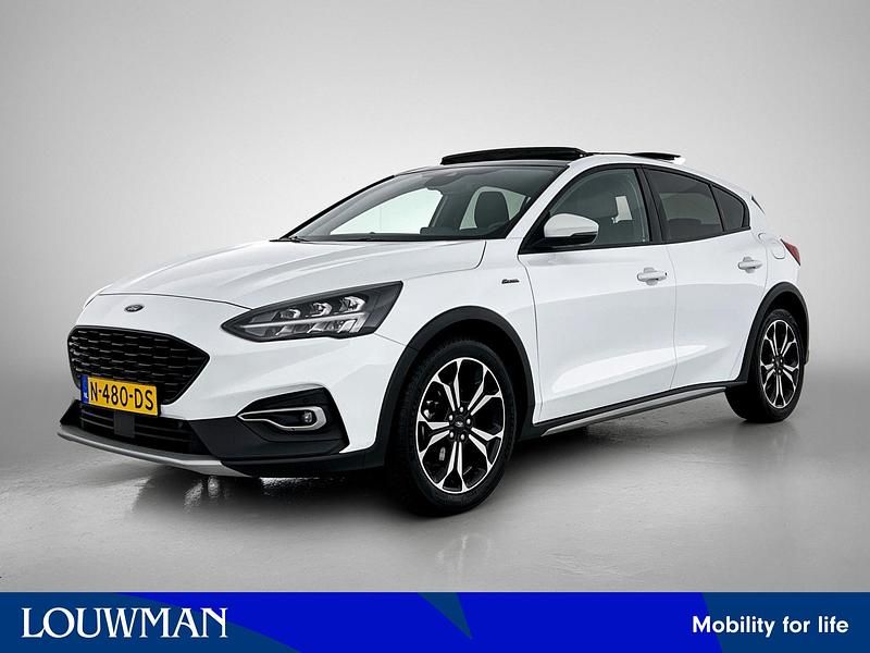 Wit metallic Gebruikt 2021 Ford Focus Business Edition Hatchback | € 18.625 (Eerlijke prijs) - Afbeelding 1/4