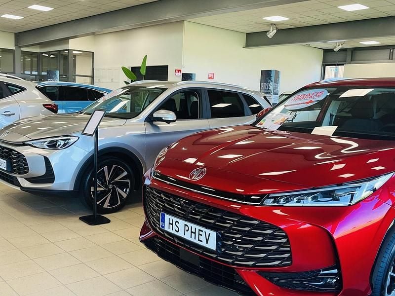 Rood Gebruikt 2023 MG EHS Comfort SUV | € 23.495 (Eerlijke prijs) - Afbeelding 1/2