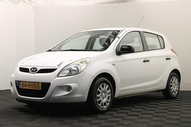 Wit Gebruikt 2009 Hyundai i20 Hatchback | € 2.350 (Eerlijke prijs) - Afbeelding 1/4