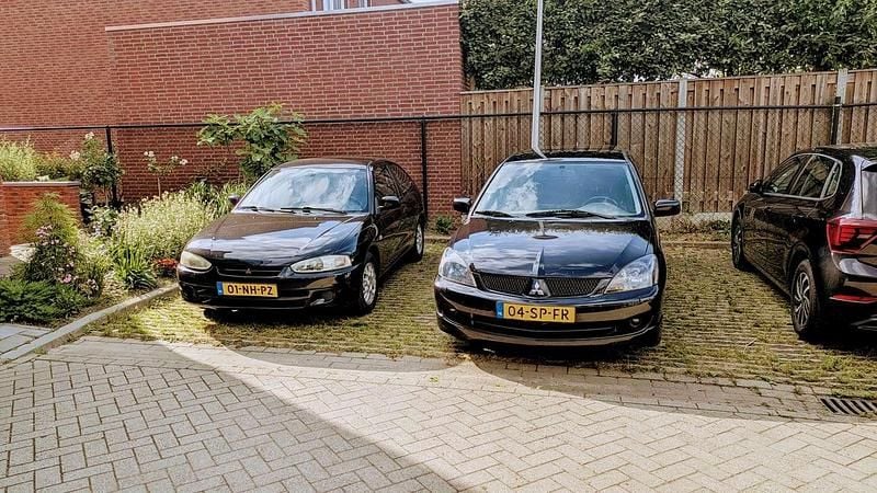 Occasion 2006 Mitsubishi Lancer Intense Stationwagen | € 1.000 (Duur) - Afbeelding 1/4