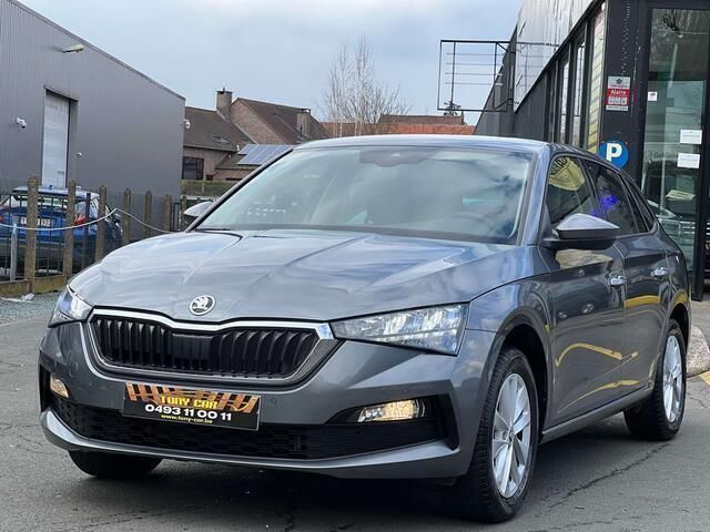 Occasion Skoda Scala 2024 Grijs Hatchback