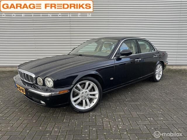 Zwart Gebruikt 2007 Jaguar XJ Sovereign Sedan | € 5.435 (Super prijs) - Afbeelding 1/4