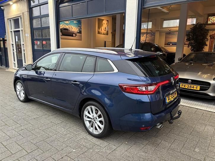 Occasion Renault Mégane IV Signature 132 PK (97 kW) 2018 Stationwagen