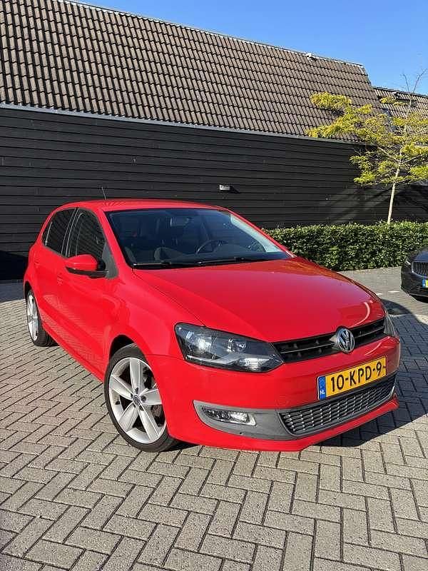 Gebruikt 2010 VW Polo Highline Sedan | € 5.495 (Goede deal) - Afbeelding 1/4
