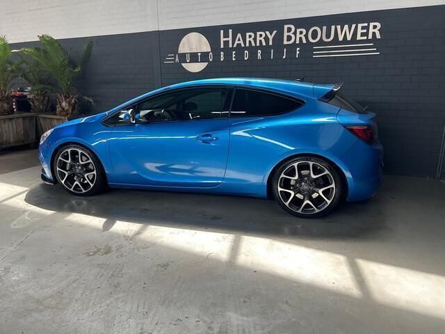 Occasion Opel Astra GTC OPC 280 PK (205 kW) 2013 Blauw Hatchback