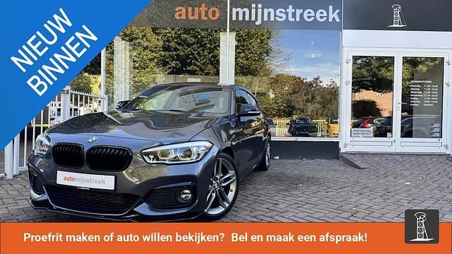 Grijs Gebruikt 2015 BMW 120 M Sport Hatchback | € 11.900 (Eerlijke prijs) - Afbeelding 1/4