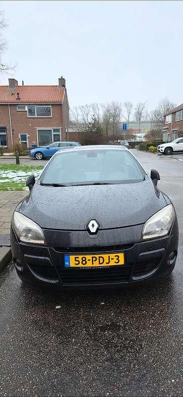 Occasion Renault Mégane Cabriolet Dynamique 131 PK (96 kW) 2011 Zwart Cabriolet