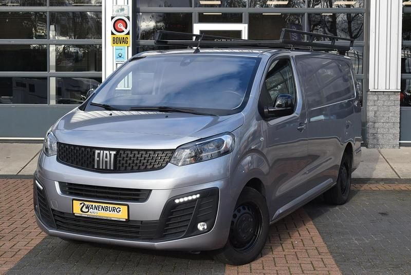 Grijs Gebruikt 2022 Fiat Scudo MPV | € 18.750 - Afbeelding 1/4