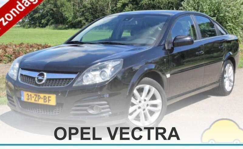 Zwart Gebruikt 2008 Opel Vectra Executive Hatchback | € 3.000 (Eerlijke prijs) - Afbeelding 1/4
