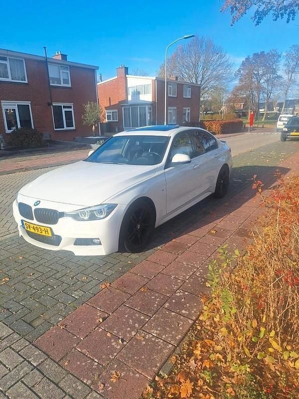 Gebruikt 2018 BMW 318 | € 18.000 (Super prijs) - Afbeelding 1/4