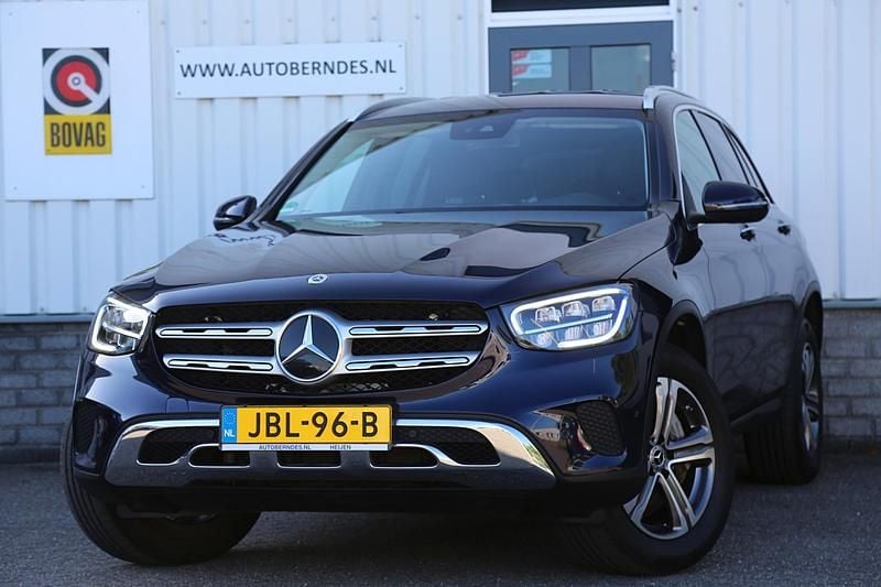 Blauw Gebruikt 2022 Mercedes GLC300e SUV | € 42.900 (Eerlijke prijs) - Afbeelding 1/4