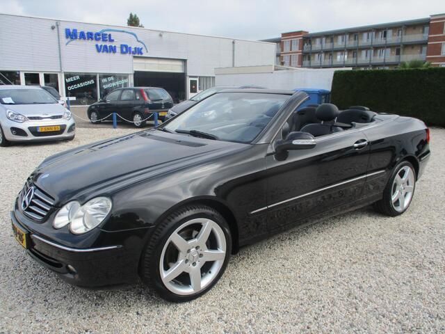 Zwart Gebruikt 2003 Mercedes 240 Elegance Cabriolet | € 11.950 (Duur) - Afbeelding 1/4