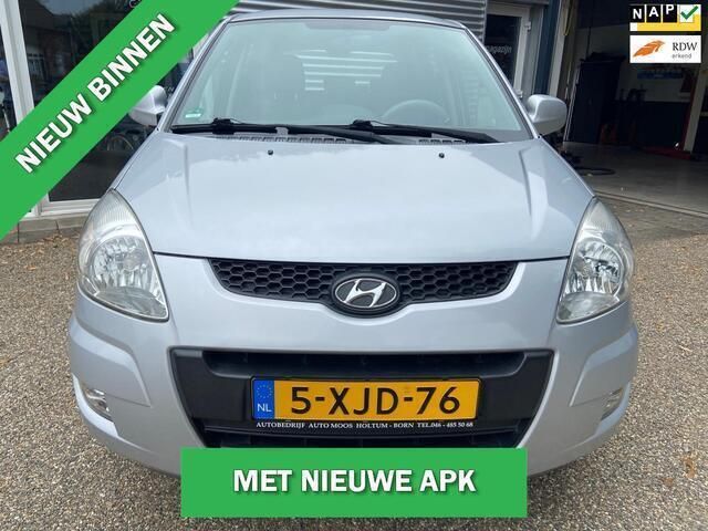 Zilver Gebruikt 2009 Hyundai Matrix Active MPV | € 2.495 (Eerlijke prijs) - Afbeelding 1/4