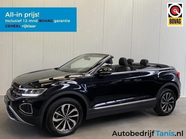 Zwart Gebruikt 2023 VW T-Roc Cabriolet Style Cabriolet | € 40.950 (Eerlijke prijs) - Afbeelding 1/4