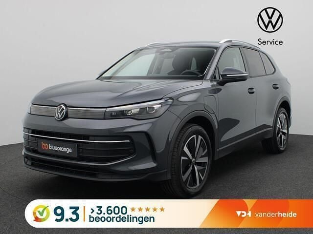 Grijs Nieuw 2025 VW Tiguan Edition SUV | € 49.900 (Super prijs) - Afbeelding 1/3