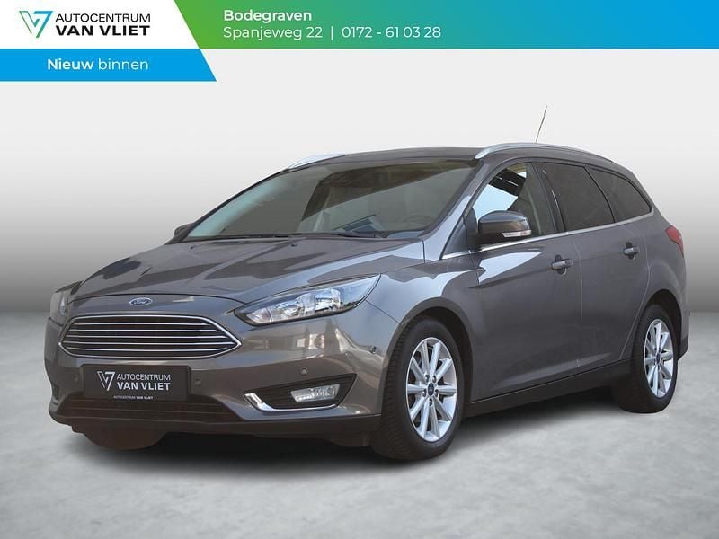 Bruin Gebruikt 2016 Ford Focus Titanium Stationwagen | € 9.799 (Goede deal) - Afbeelding 1/4