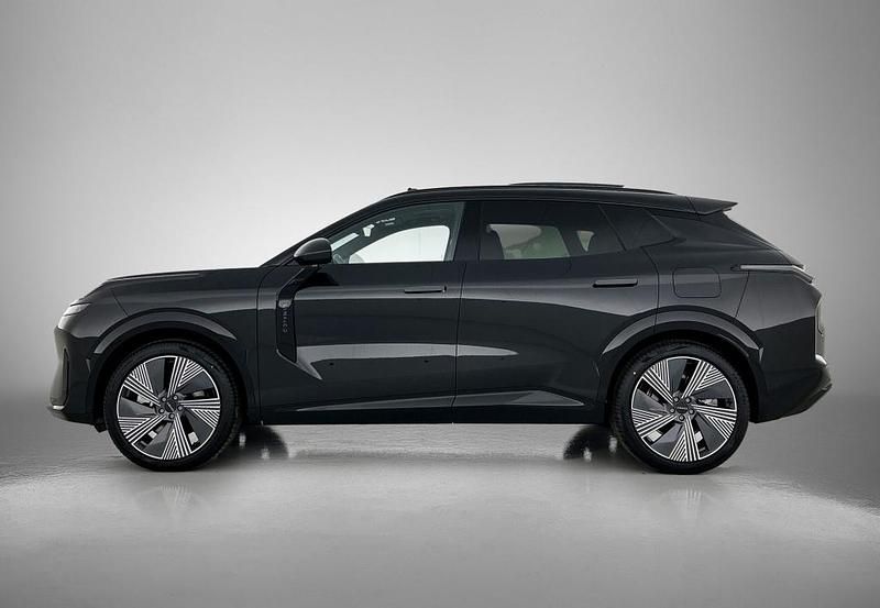 Occasion Lynk & Co 08 345 PK (253 kW) 2025 Zwart SUV