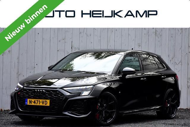 Zwart Gebruikt 2022 Audi RS3 Hatchback | € 67.950 (Goede deal) - Afbeelding 1/3