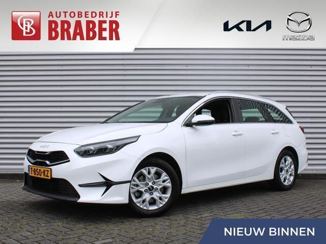 Wit Gebruikt 2023 Kia Ceed Sportswagon Stationwagen | € 21.250 (Iets duurder) - Afbeelding 1/4