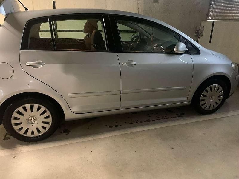 Zilver Gebruikt 2008 VW Golf Plus MPV | € 4.700 (Eerlijke prijs) - Afbeelding 1/1