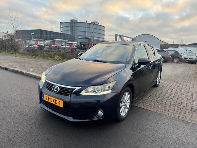 Occasion Lexus CT200h 99 PK (72 kW) 2011 Zwart Hatchback