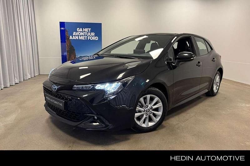 Occasion Toyota Corolla Hybrid Active 140 PK (102 kW) 2024 Zwart Hatchback