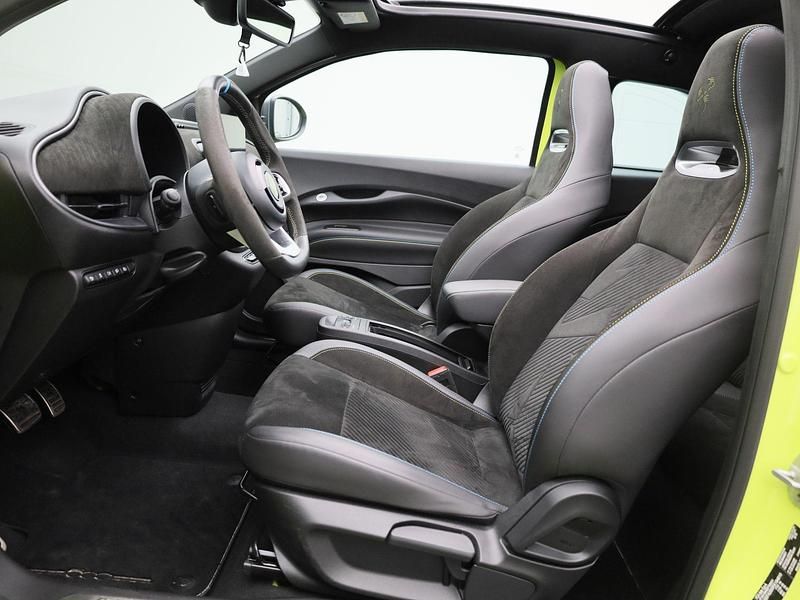 Occasion Abarth 500e Scorpionissima 114 kW (155 PK) 2023 Hatchback