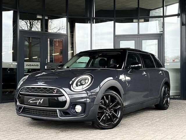 Grijs Occasion 2017 Mini John Cooper Works Clubman Stationwagen | € 16.945 (Eerlijke prijs) - Afbeelding 1/4