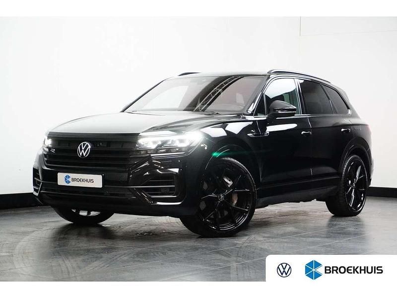 Zwart Gebruikt 2023 VW Touareg R SUV | € 67.900 - Afbeelding 1/4