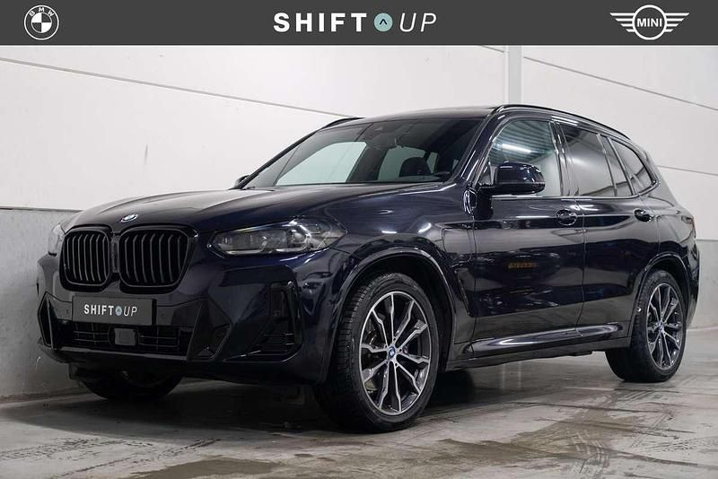 Zwart Occasion 2023 BMW X3 M Sport SUV | € 49.840 (Eerlijke prijs) - Afbeelding 1/3
